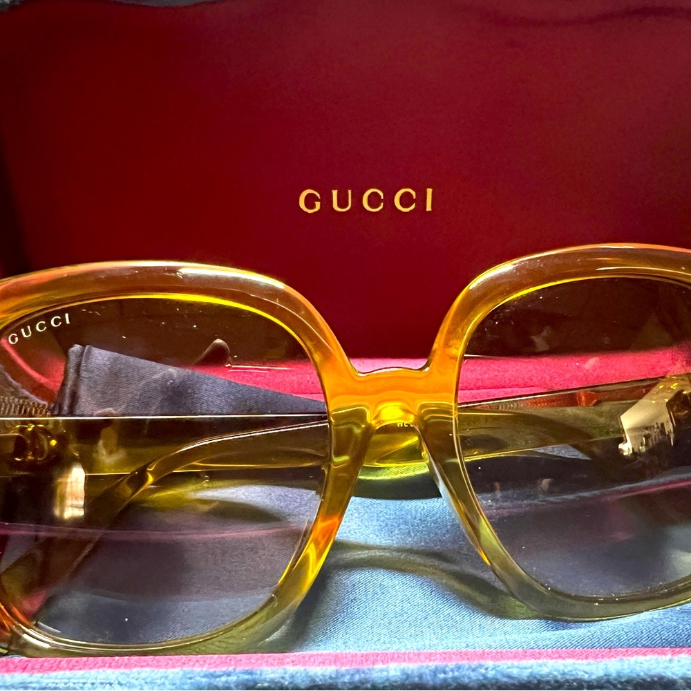 Gucci sunglasses